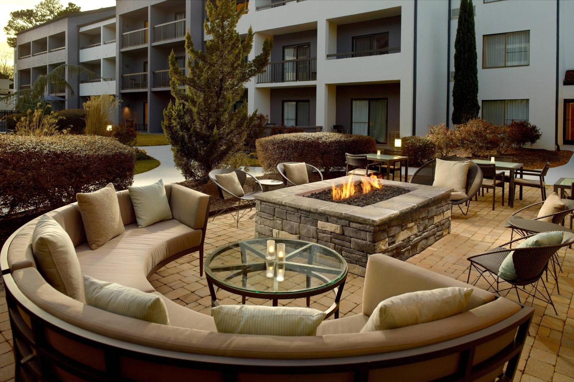 Courtyard Greenville Haywood Mall Eksteriør billede
