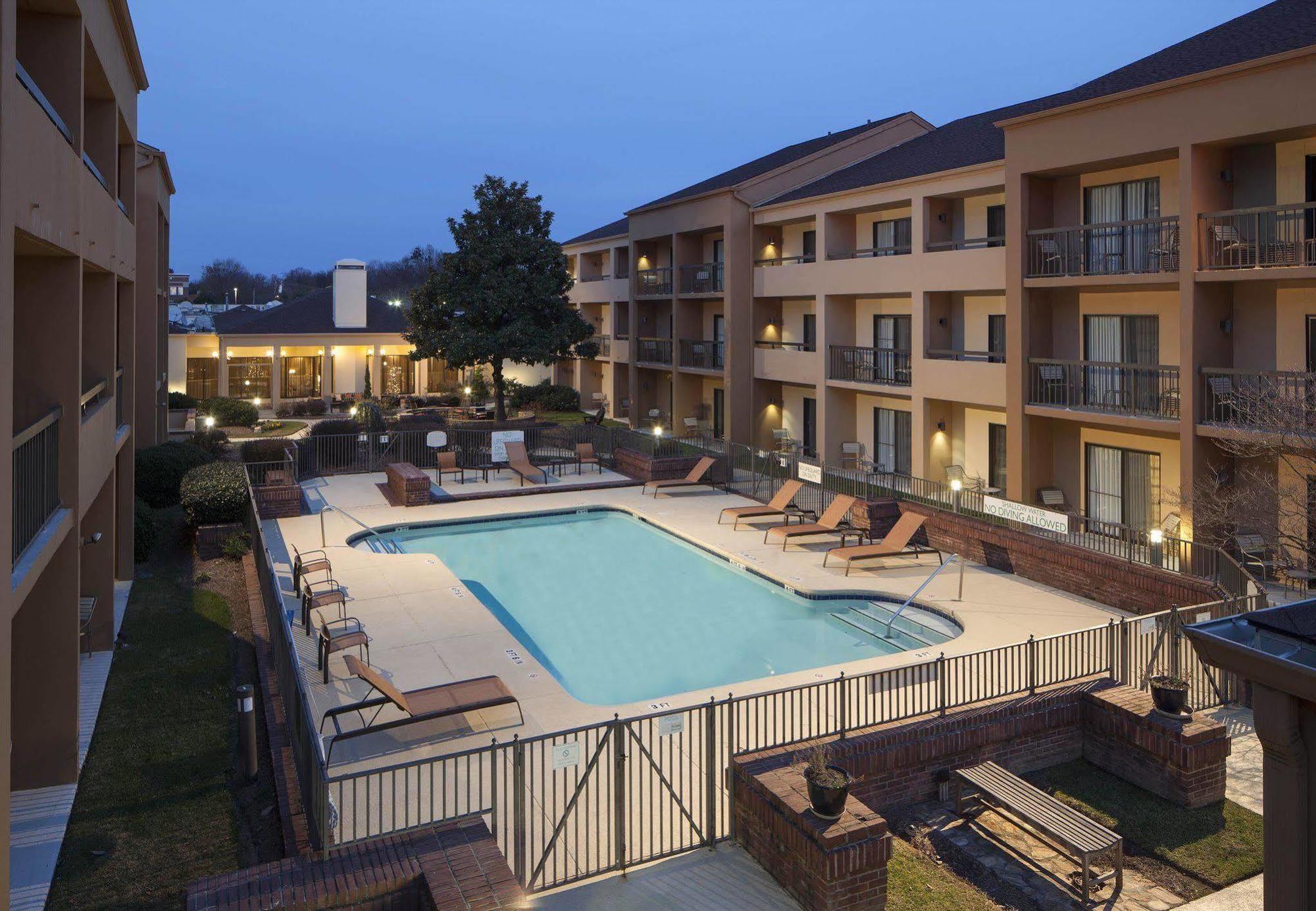Courtyard Greenville Haywood Mall Eksteriør billede